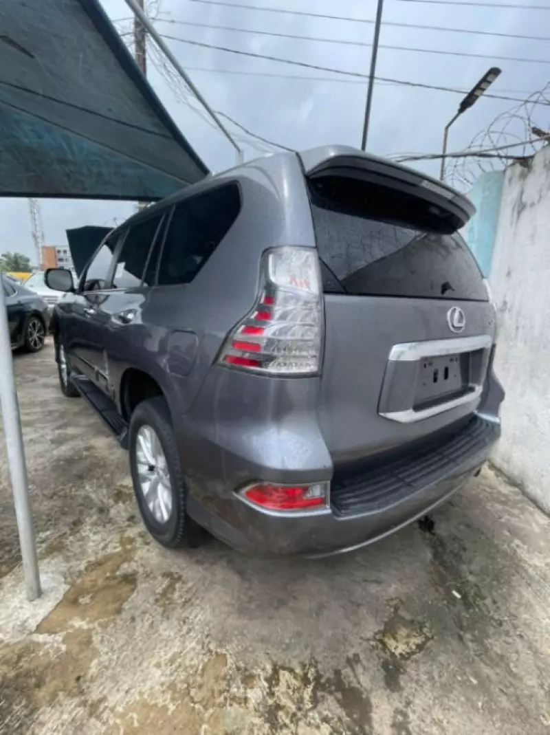 Lexus GX 460   - 2016