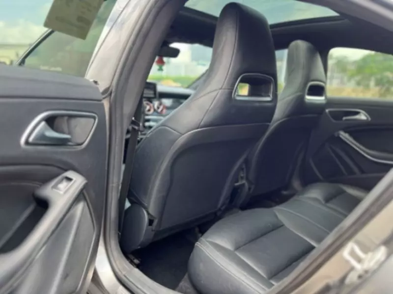 Mercedes-Benz CLA 220   - 2014