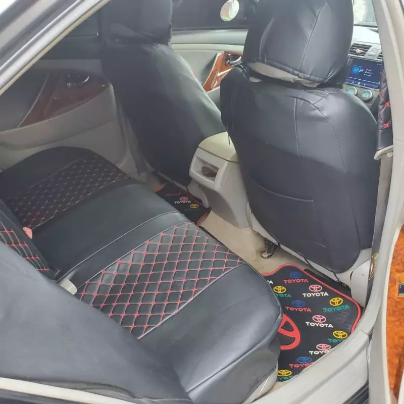 Toyota Camry   - 2009