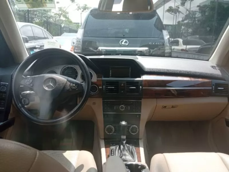 Mercedes-Benz GLK 350   - 2011