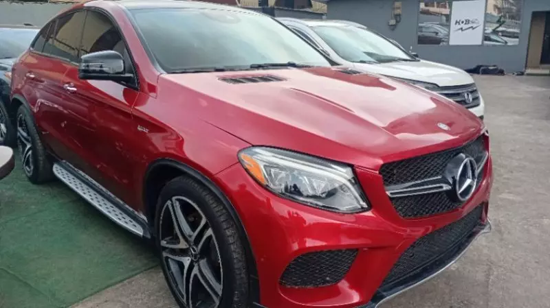 Mercedes-Benz GLE-Class