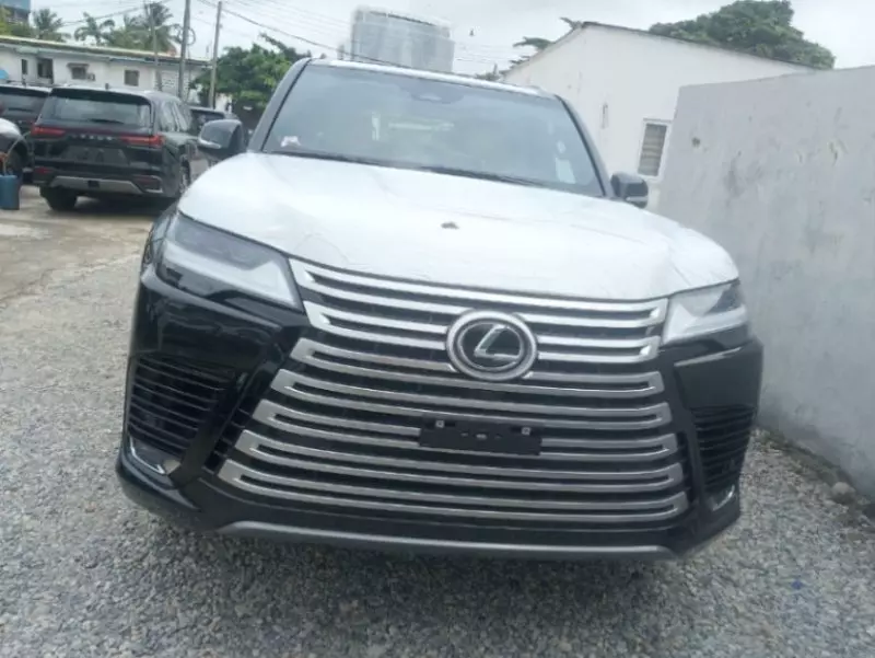 Lexus LX 600   - 2025