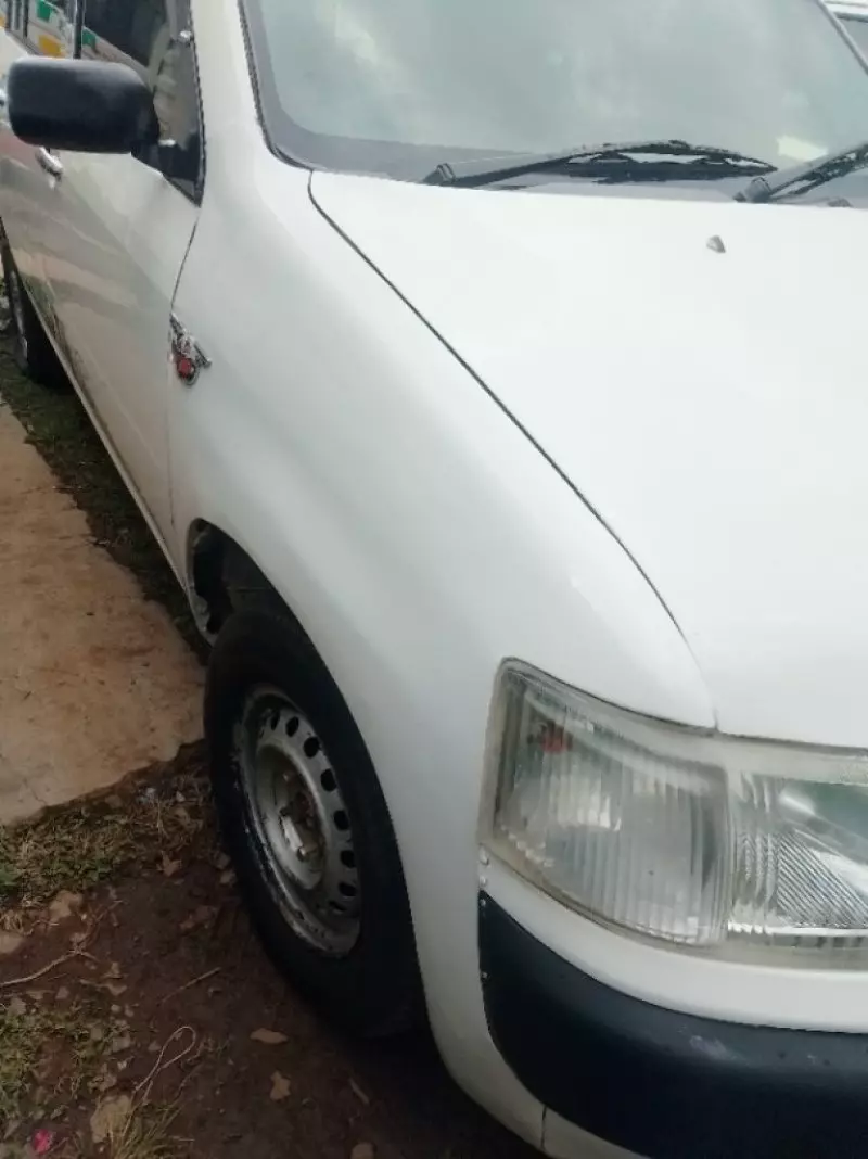 Toyota Probox    - 2013