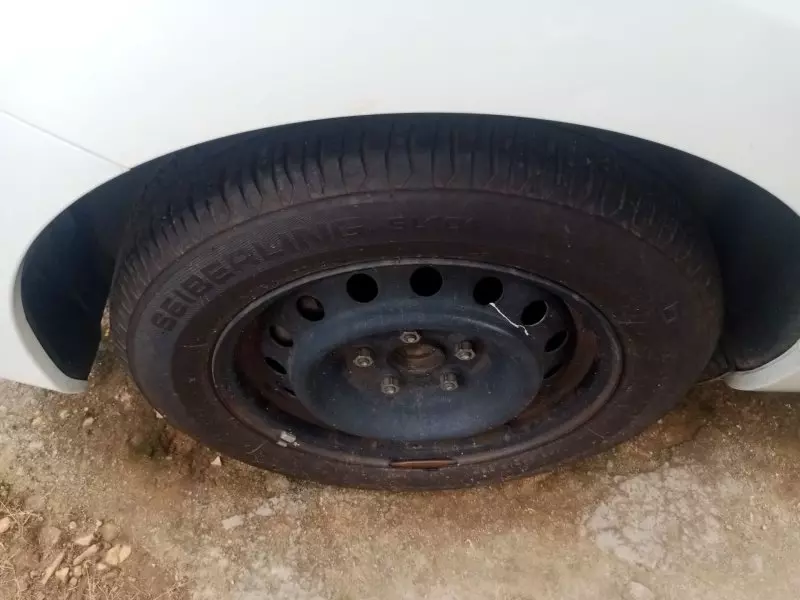 Toyota Auris   - 2012