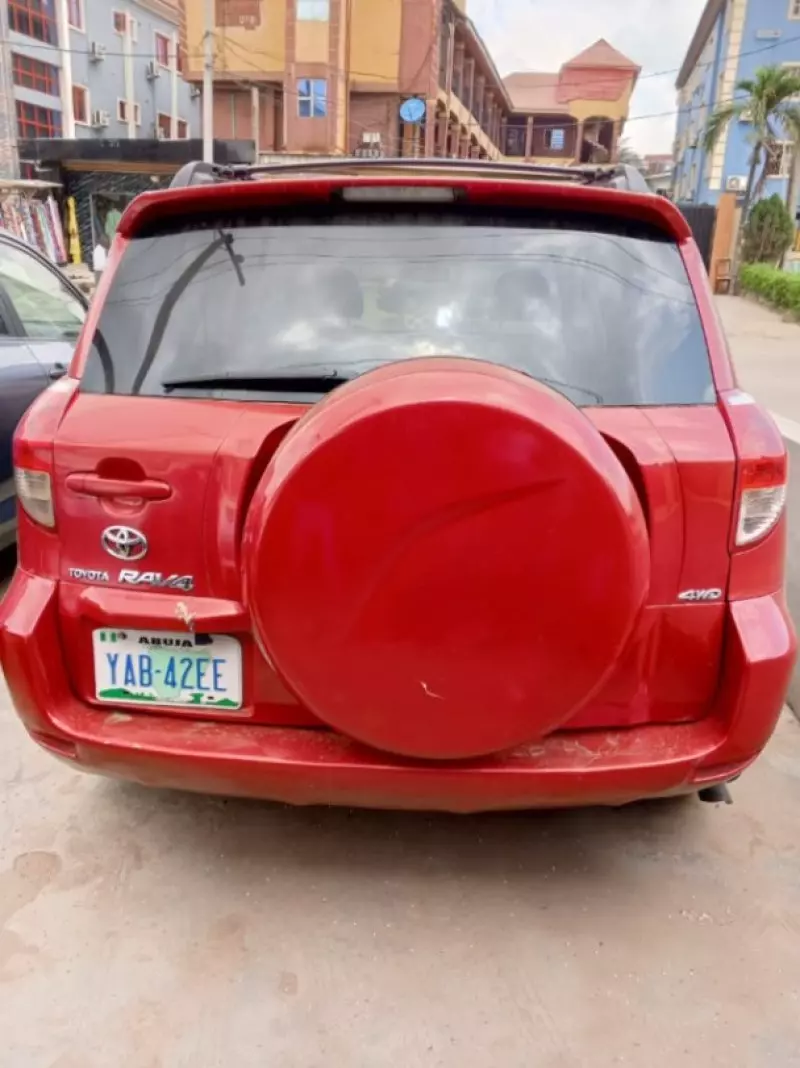 Toyota RAV 4   - 2006