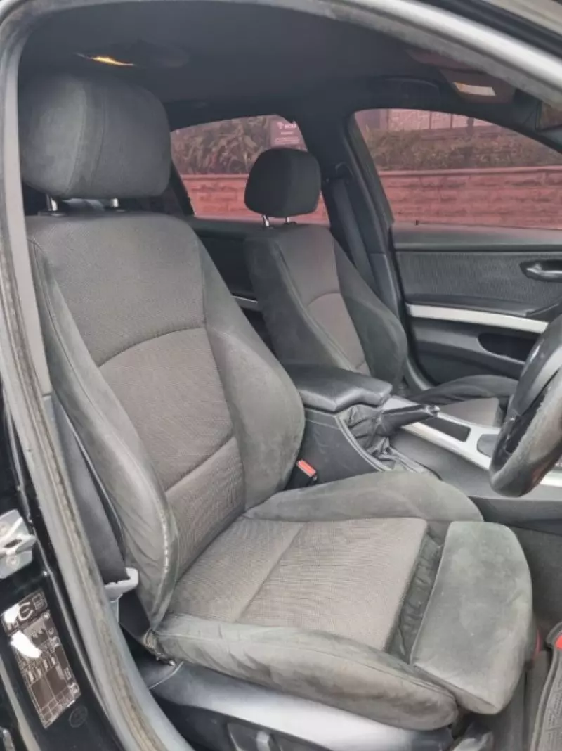 BMW 330i   - 2010