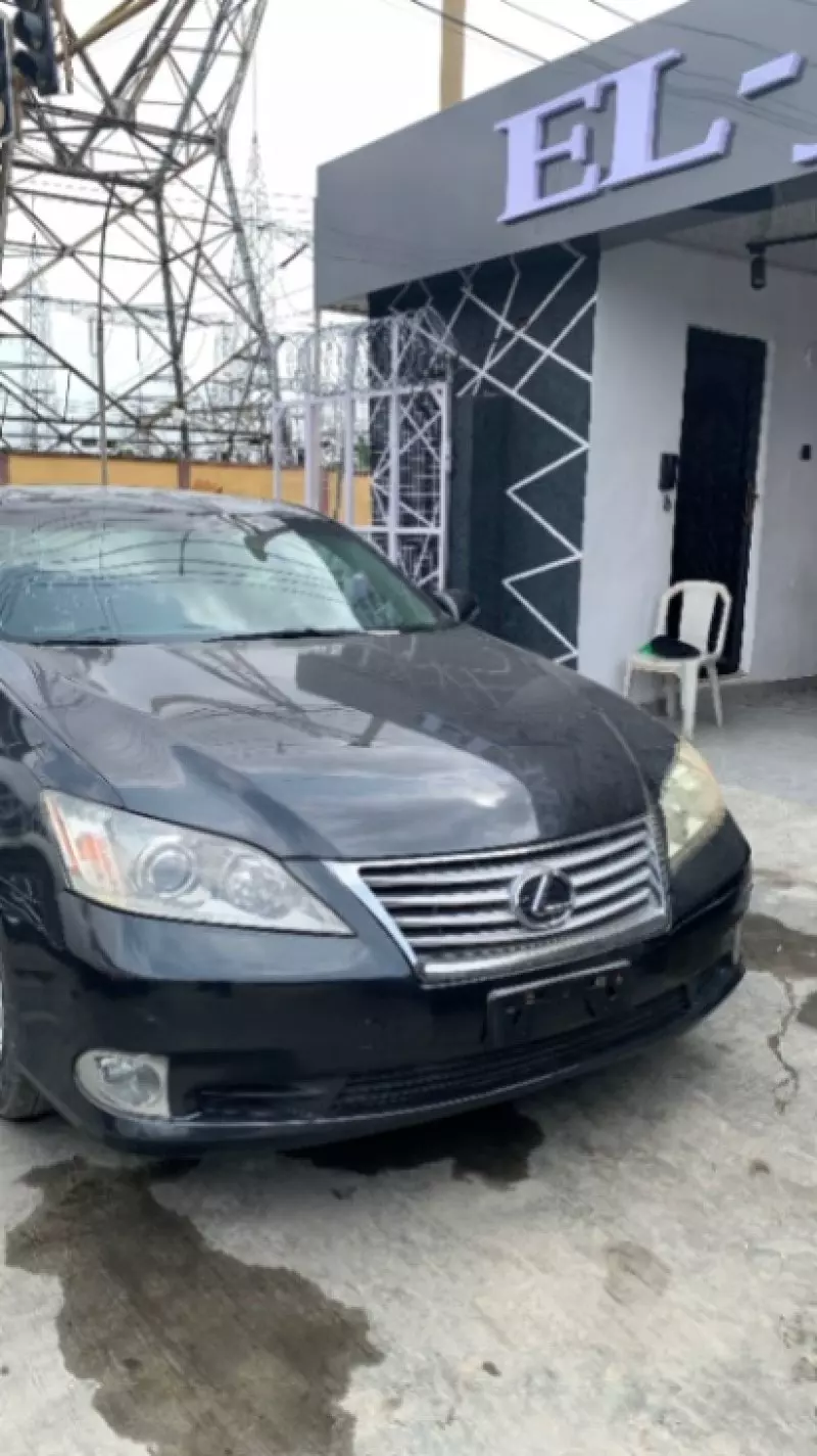 Lexus ES 250 - 2011