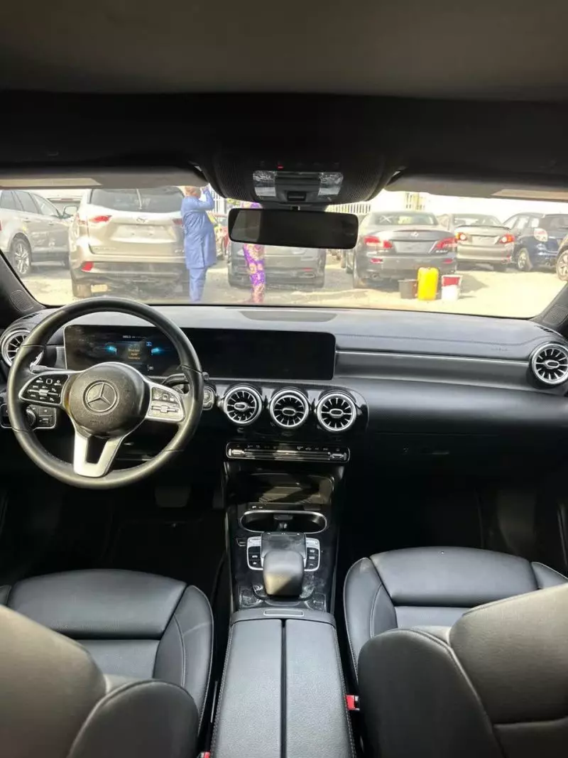 Mercedes-Benz CLA 250