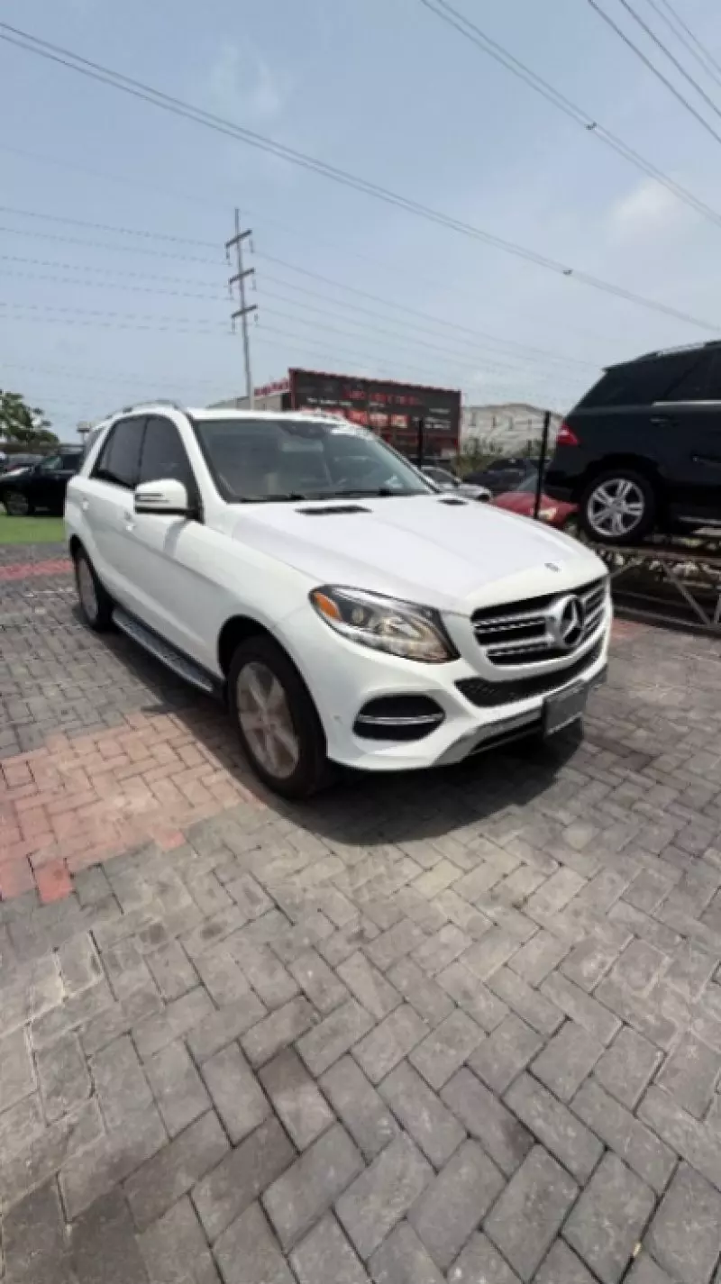 Mercedes-Benz GLE 350   - 2017