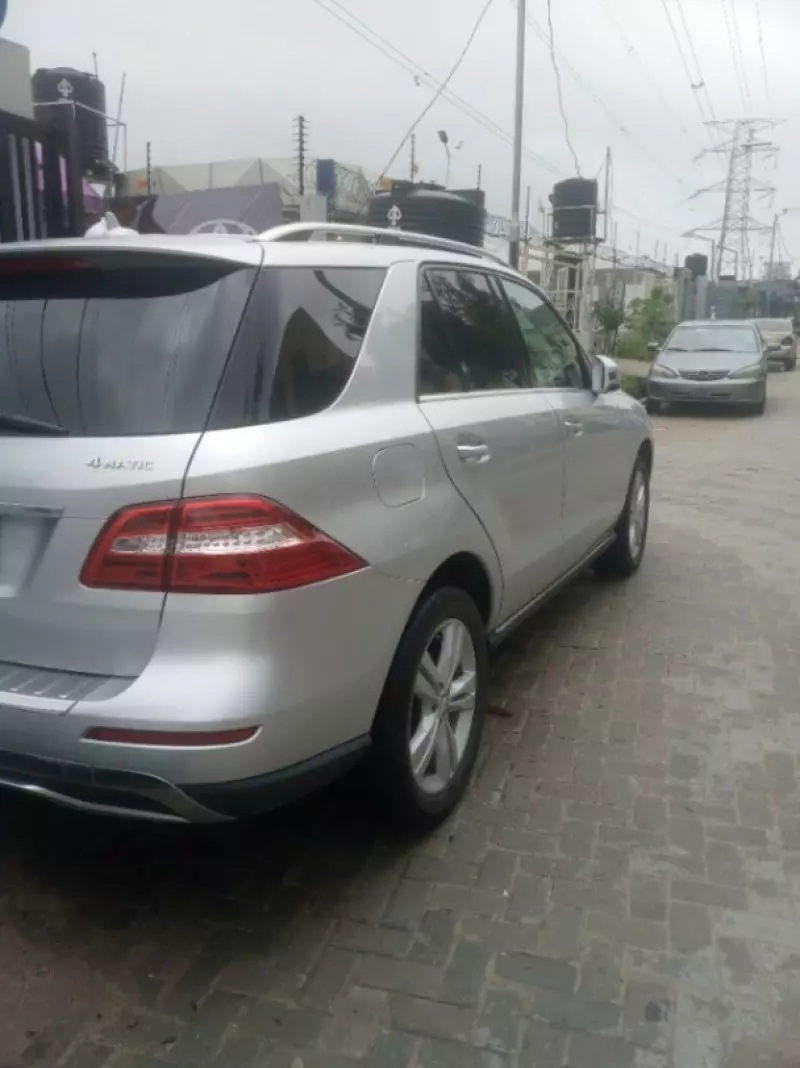 Mercedes-Benz ML 350   - 2013