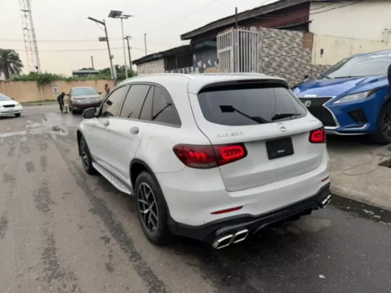 Mercedes-Benz GLC-Class   - 2016