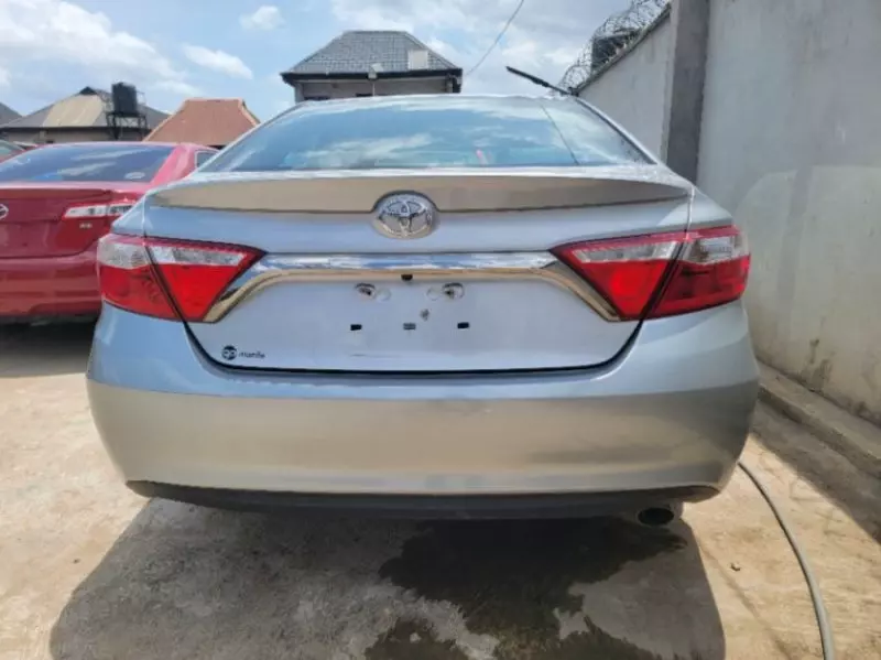 Toyota Camry   - 2017