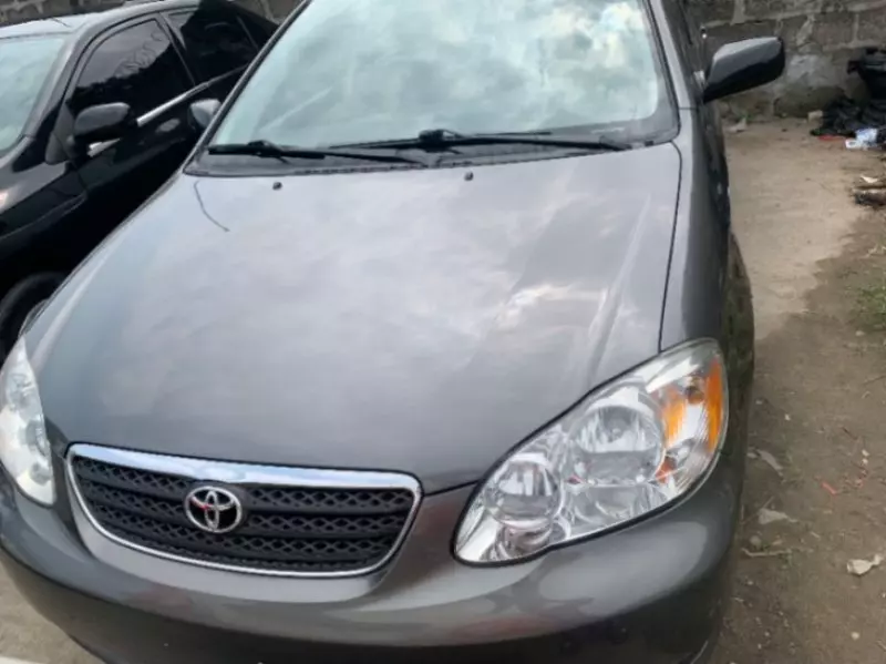 Toyota Corolla   - 2006