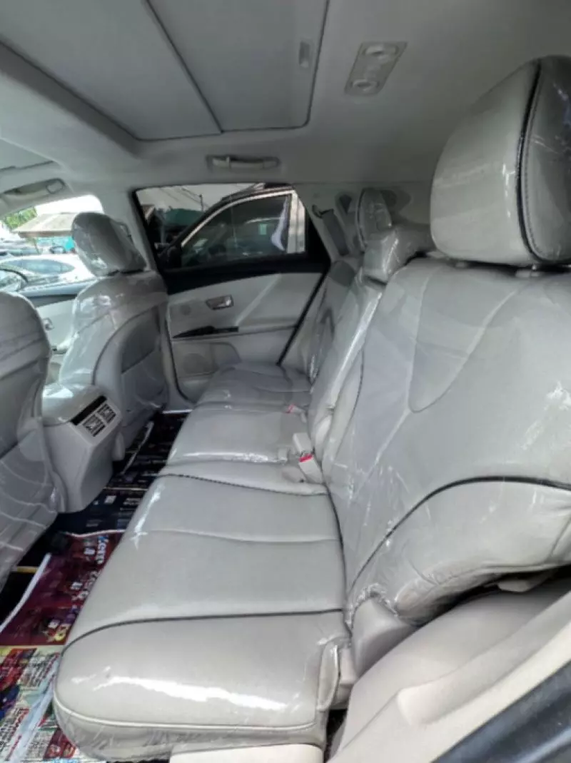 Toyota Venza   - 2013