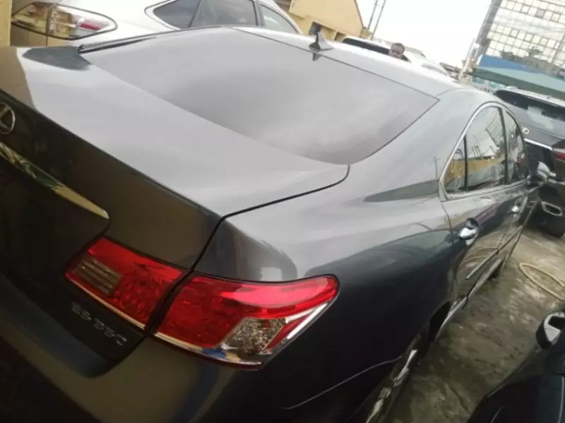 Lexus ES 350   - 2012