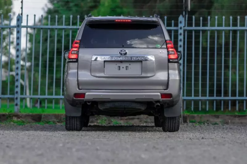 Toyota Landcruiser Prado   - 2020
