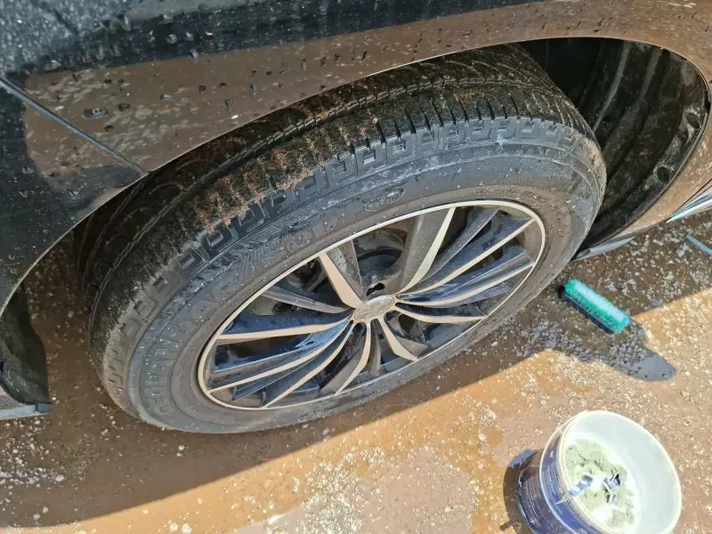 Toyota Harrier   - 2017