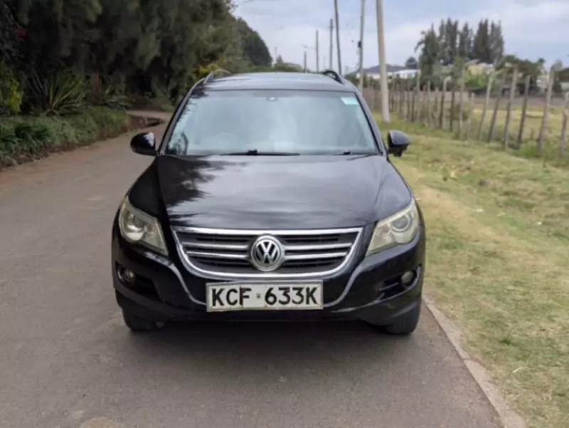 Volkswagen Tiguan   - 2008