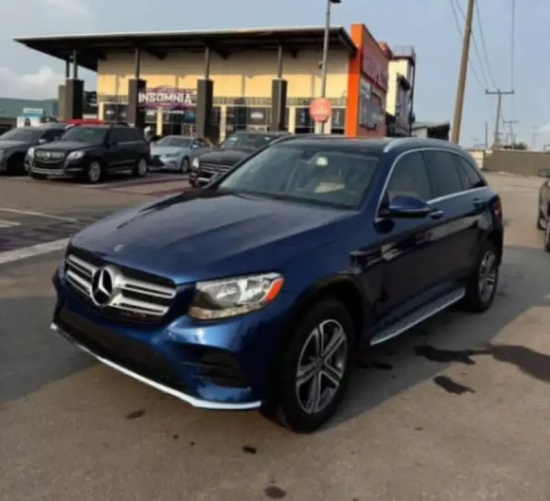 Mercedes-Benz GLC 300   - 2018