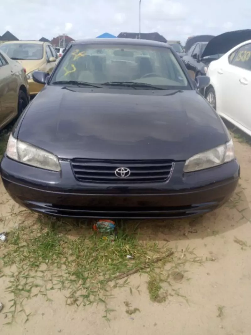Toyota camry   - 2004
