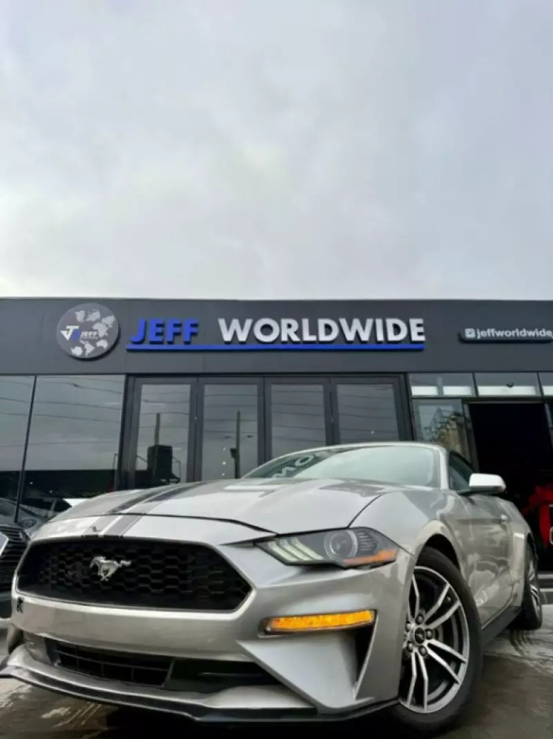 Ford Mustang   - 2016