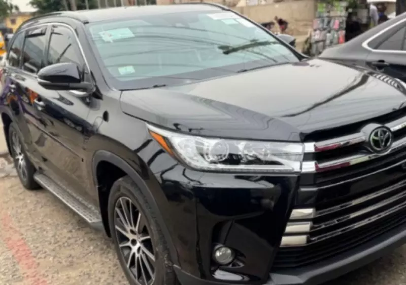 Toyota Highlander   - 2009