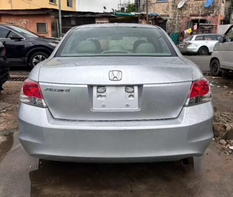 Honda Accord   - 2008