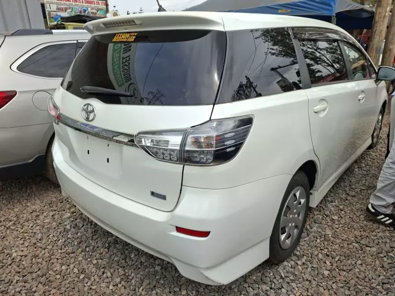 Toyota Wish - 2012
