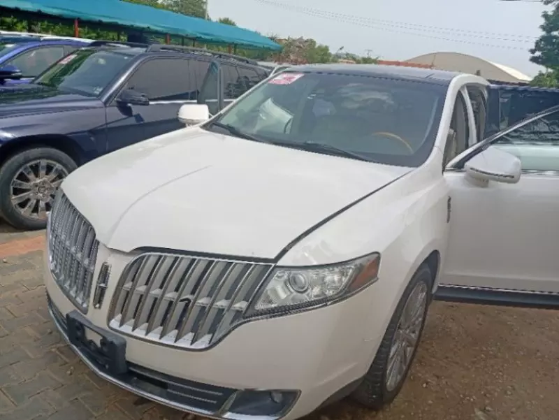 Lincoln MKX   - 2011