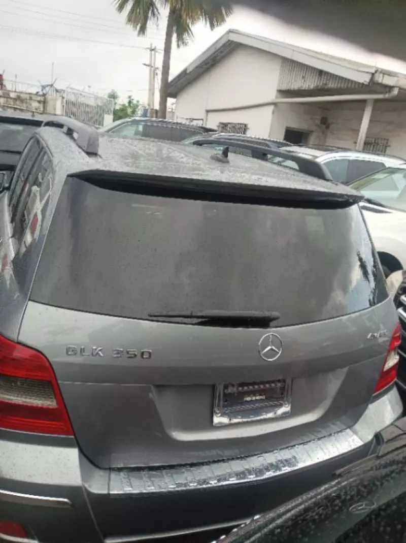 Mercedes-Benz GLK 350   - 2010