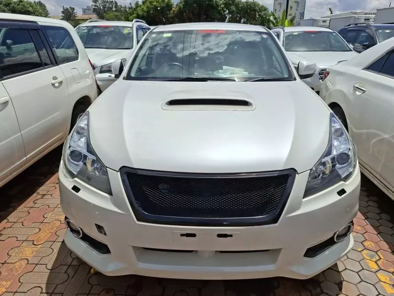 Subaru Legacy - 2012