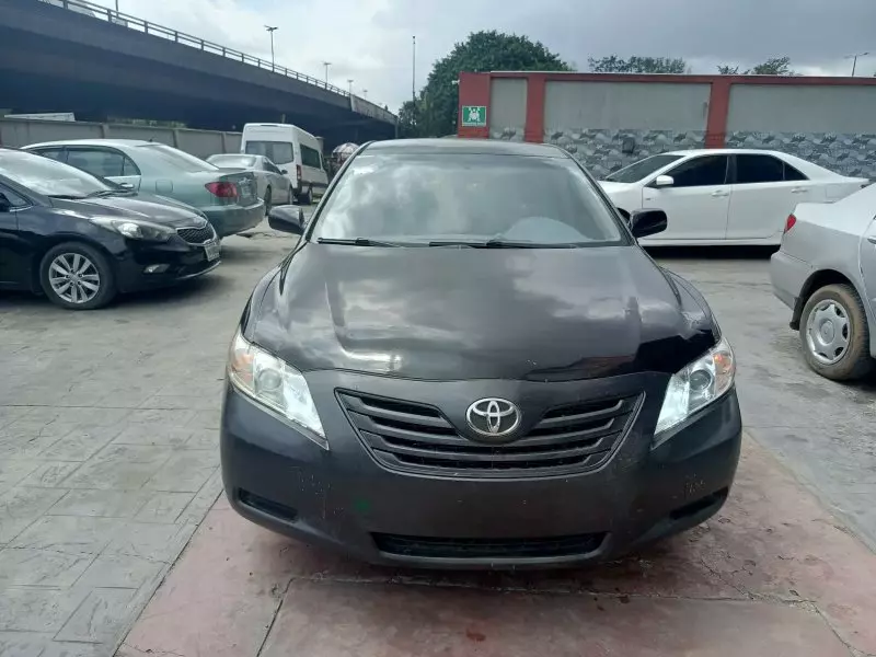 Toyota Camry   - 2007