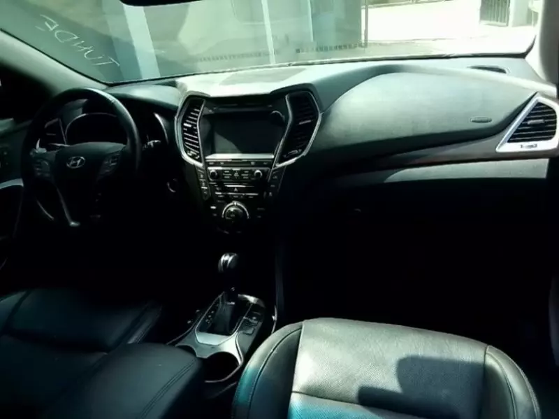 Hyundai Santa FE   - 2017