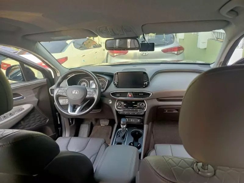 Hyundai Santa FE   - 2020