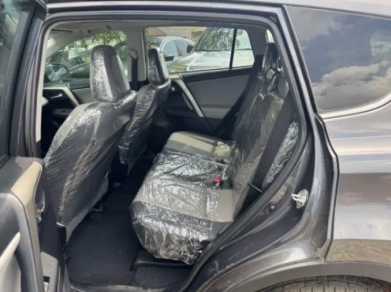 Toyota RAV 4   - 2015