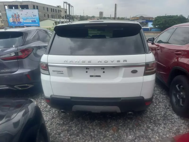 Land Rover Range Rover Sport   - 2015