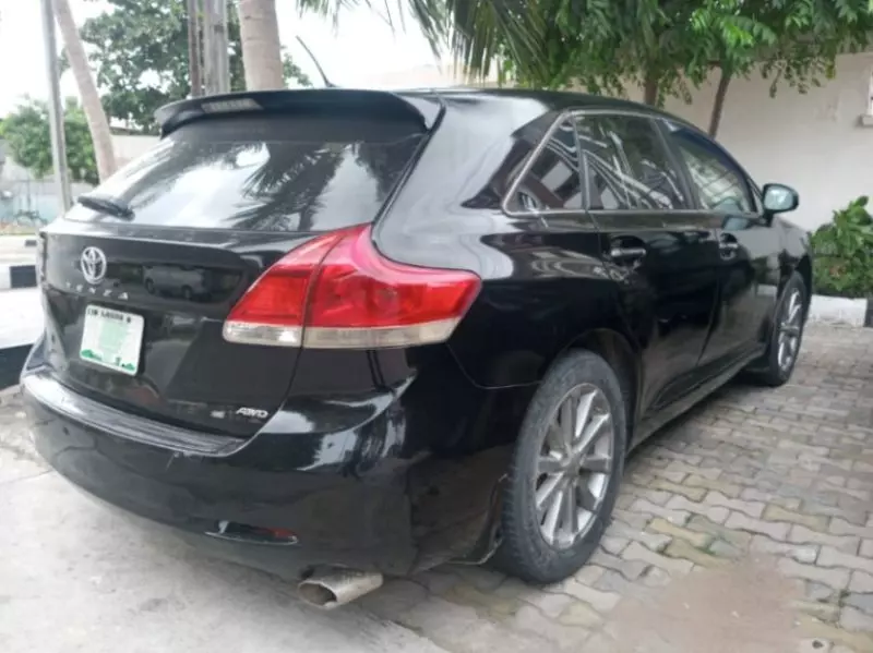 Toyota Venza   - 2013