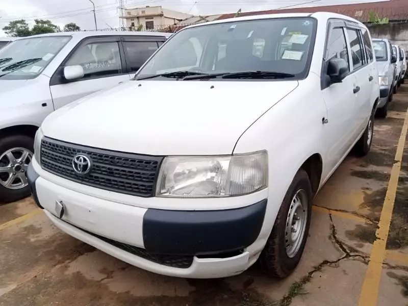 Toyota Probox    - 2011