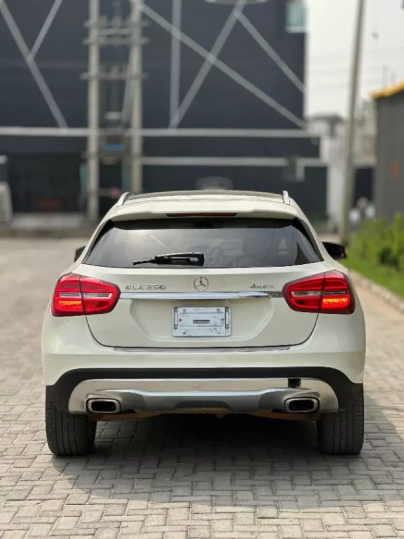 Mercedes-Benz GLA-Class