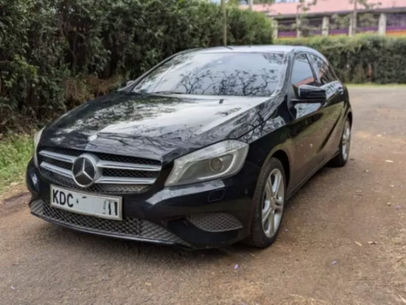 Mercedes-Benz A 180   - 2014