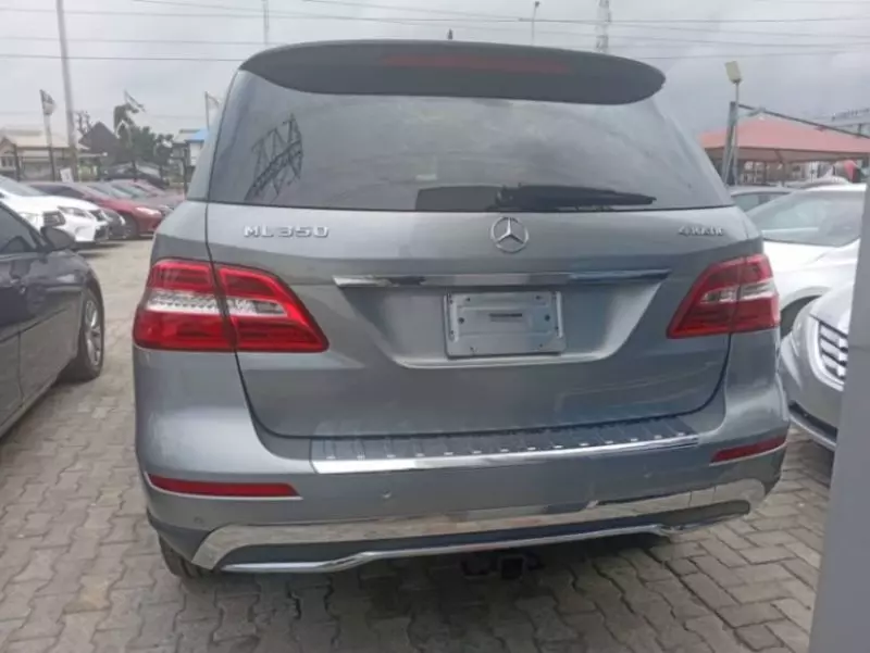 Mercedes-Benz ML 350   - 2013