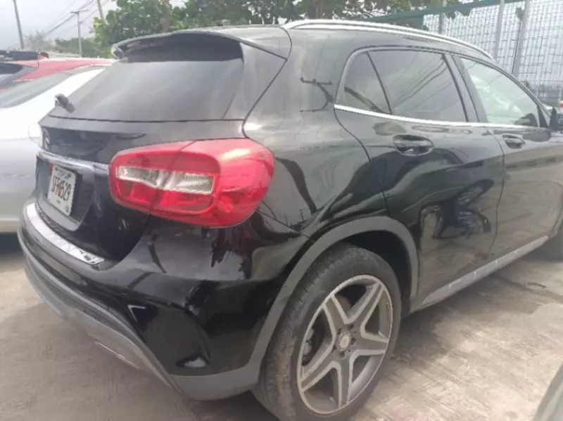Mercedes-Benz GLA 250   - 2015