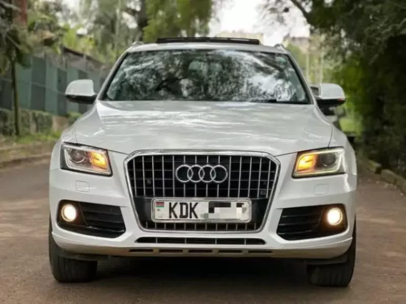 Audi Q5   - 2015