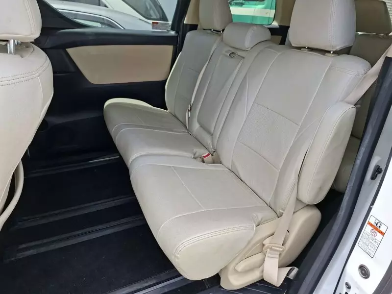 Toyota Alphard   - 2018