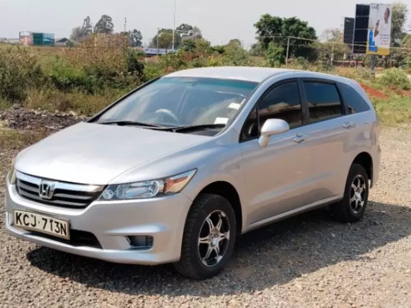 Honda Stream   - 2009
