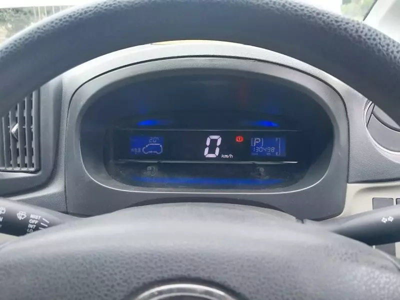 Daihatsu Mira    - 2017