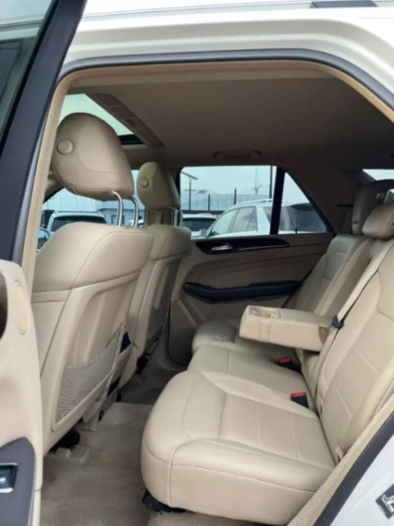 Mercedes-Benz ML 350   - 2012