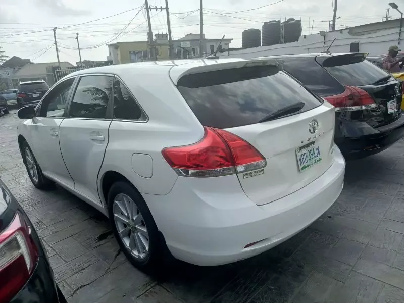 Toyota Venza   - 2010