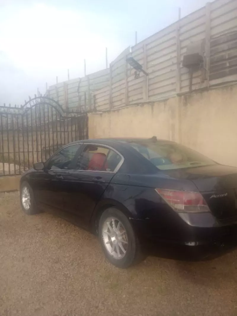 Honda Accord   - 2009