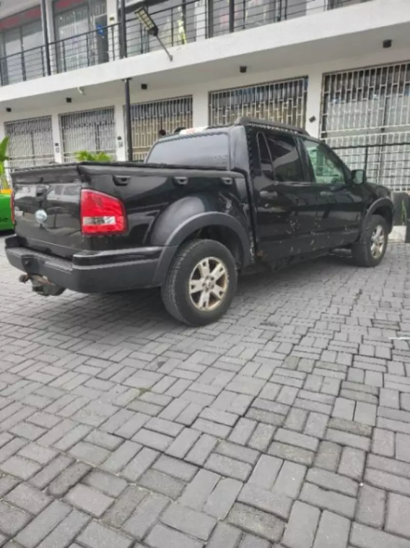 Ford explorer trac   - 2007